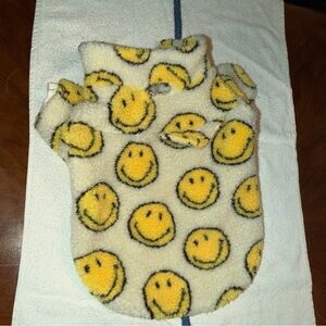 Gap Dog Size M/L Smiley Face Fleece
